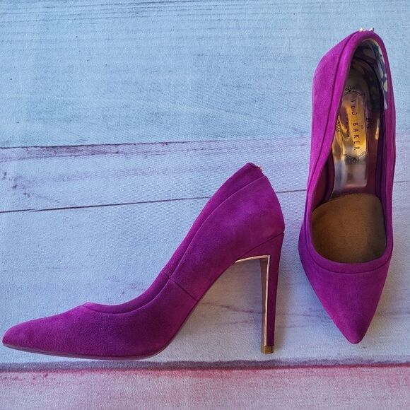 Ted‎ Baker Fuchsia Sayu Pointed Toe Suede Pump Stilleto Heels Size 5US - Picture 2 of 11